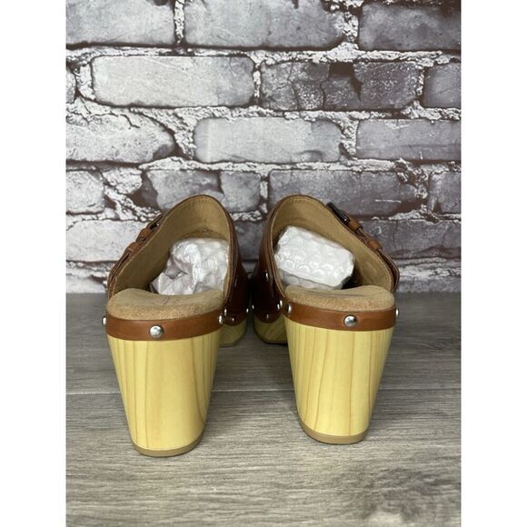 Clarks Artisan Brown Leather Round Toe Strap Stud Heel Shoes Women Sz 6M US/36EU - Picture 3 of 16